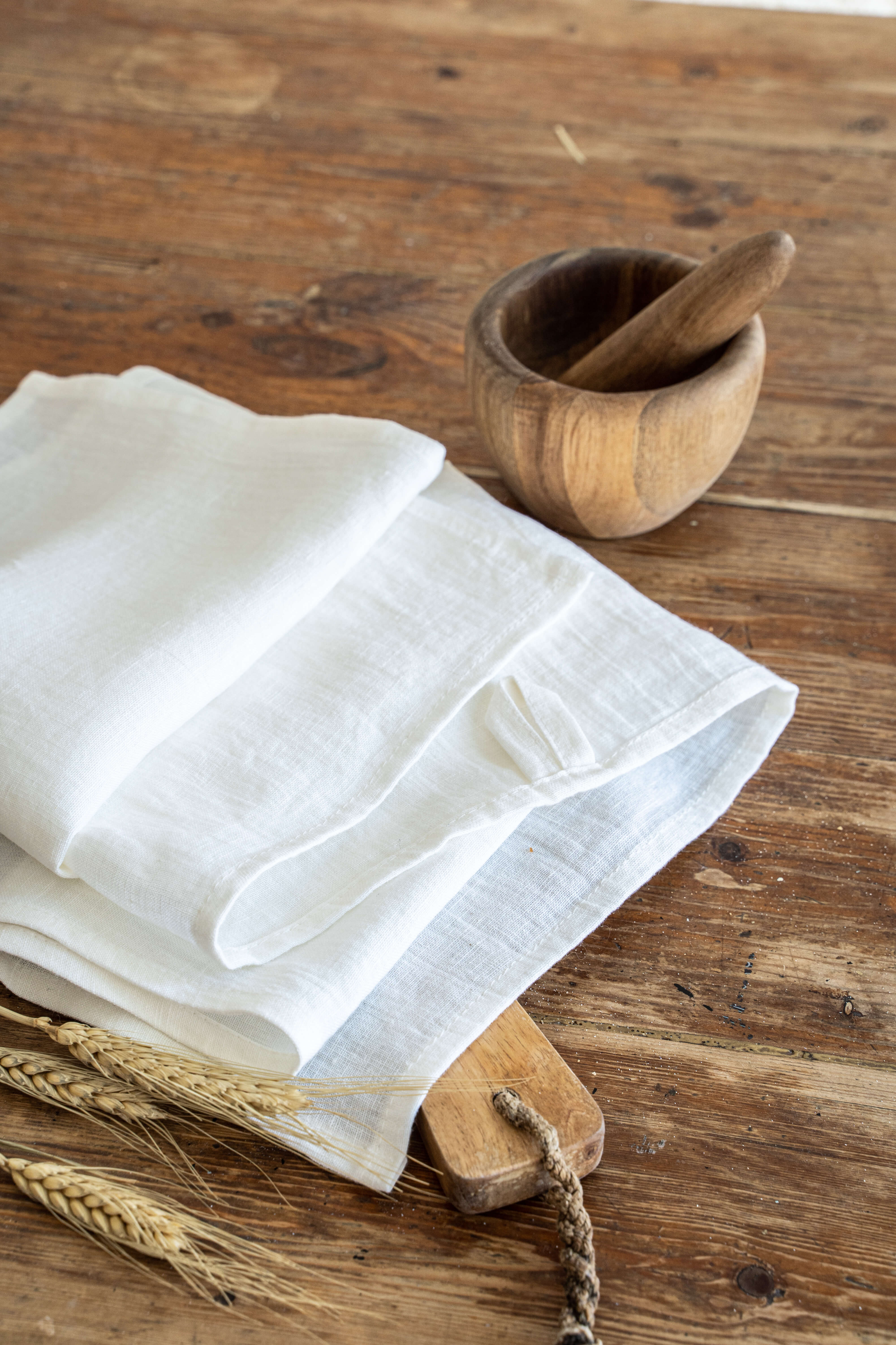 Linen tea towel