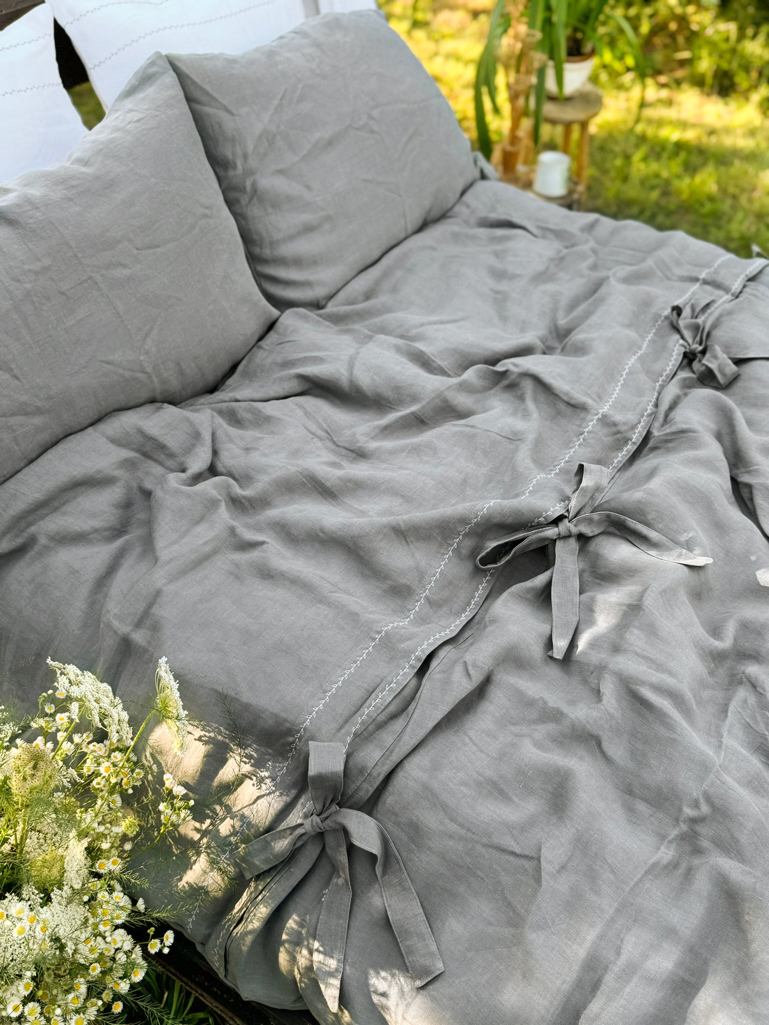 Find the finest Dusty Linen products near you, offering a range of luxurious bed linens crafted from elegant flax and organic linen fabrics for ultimate comfort