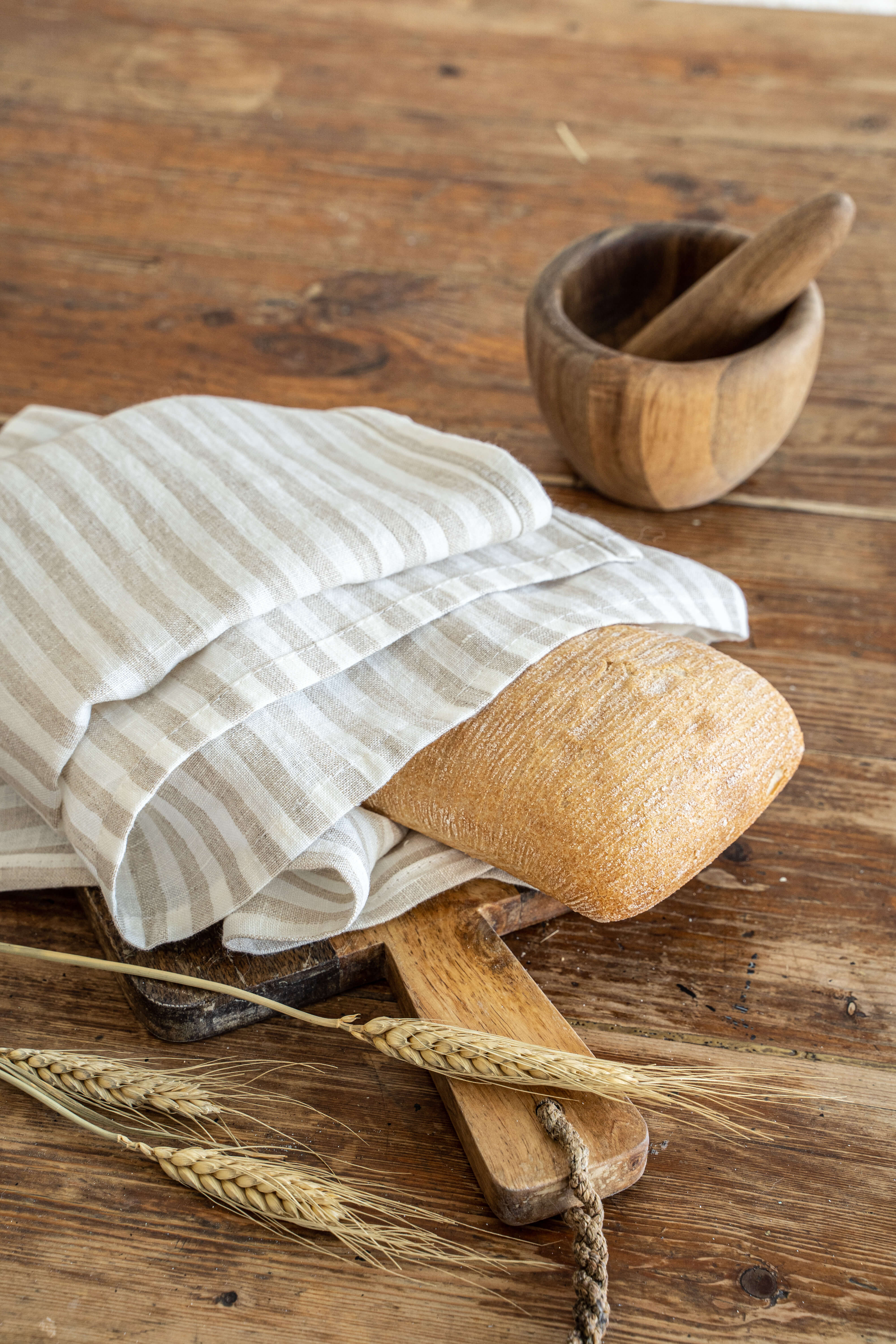 Linen tea towel