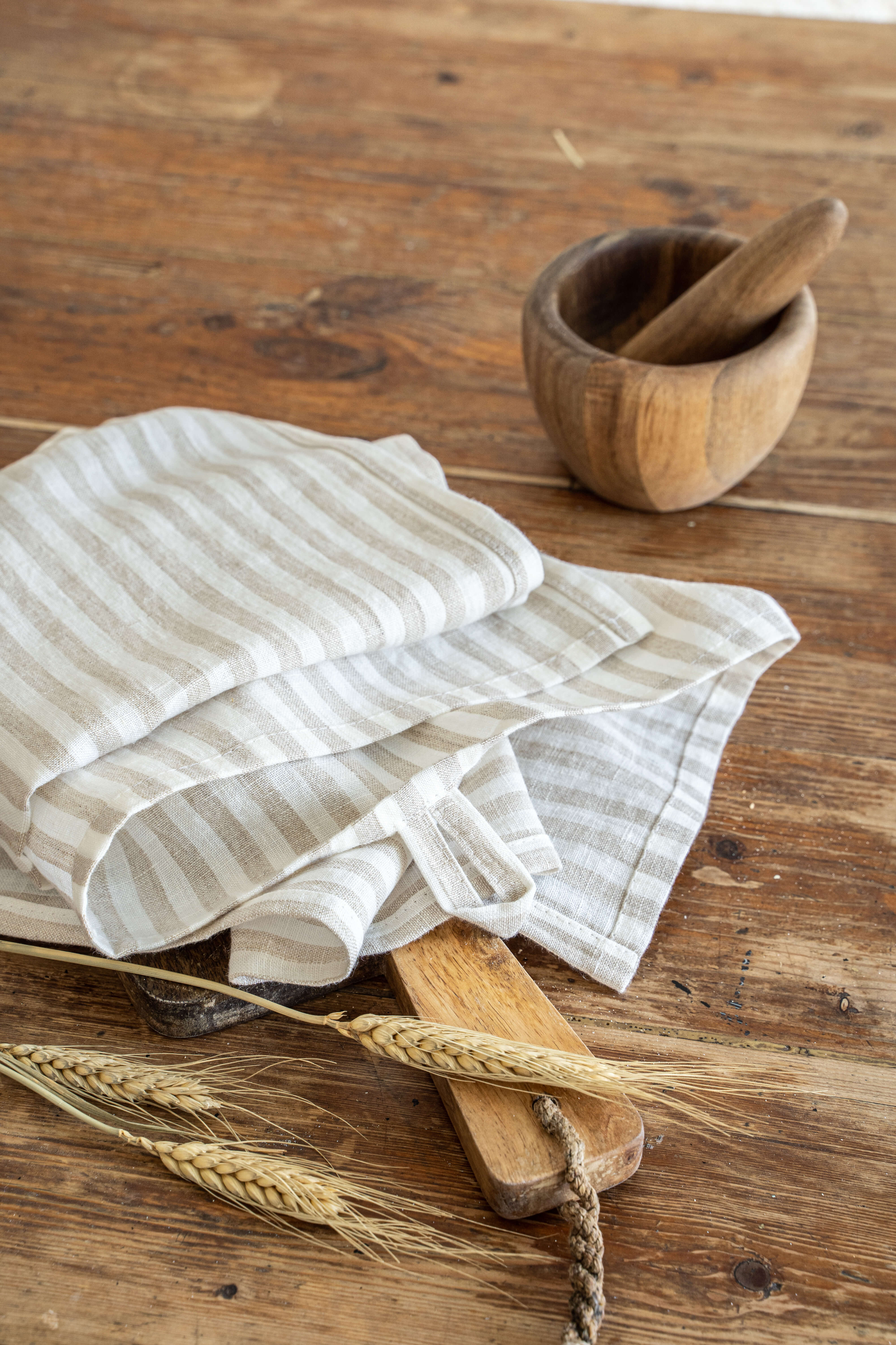 Linen tea towel
