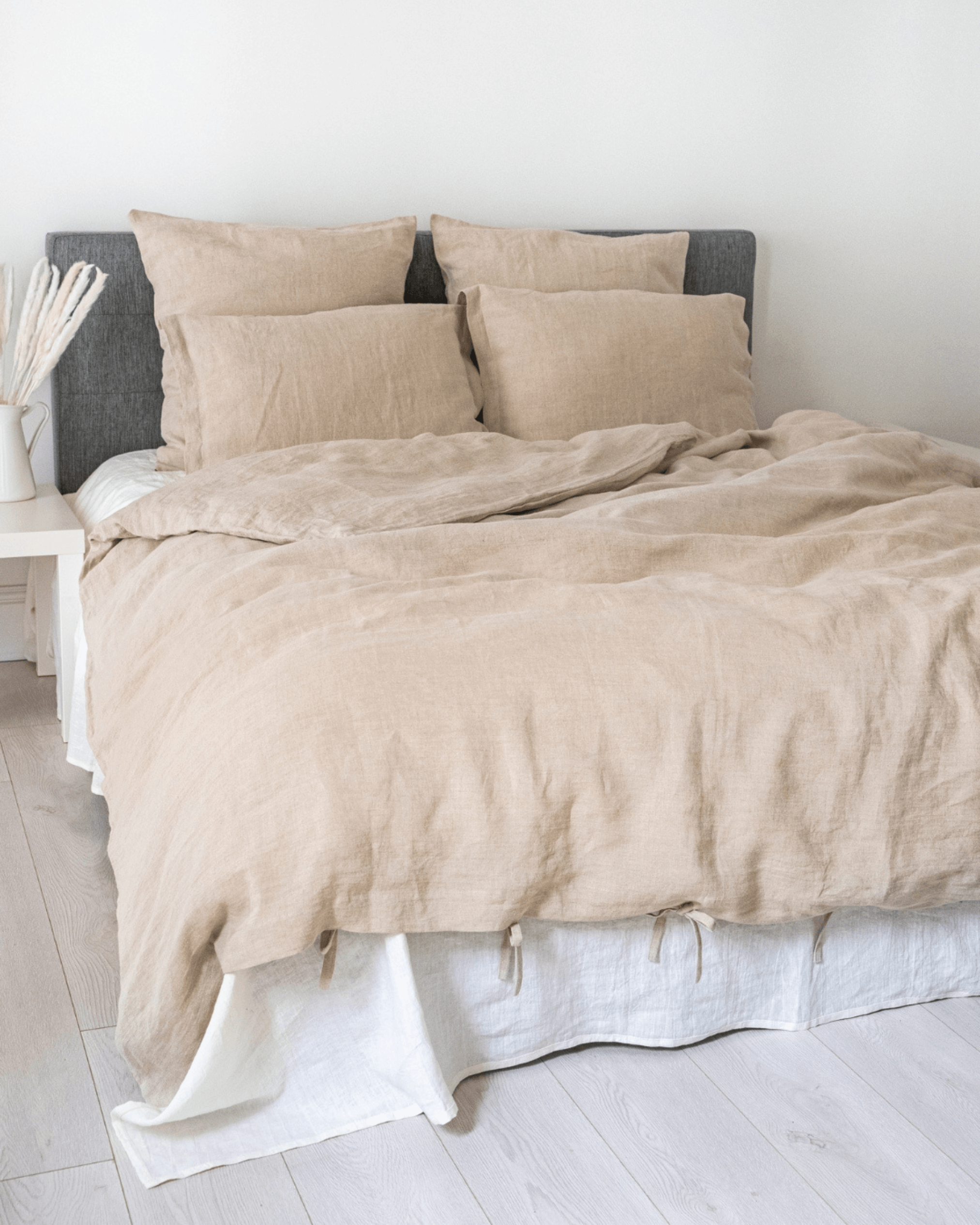 Minimalist linen bedding set EU, UK, US size, bottom closure, natural tone front view